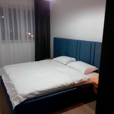 Apartamento Banesa Ne Qender Te Pejes Exterior foto